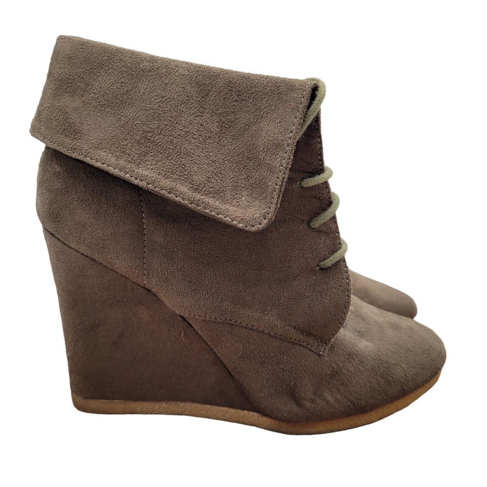 Mossimo  Ankle Boots Womens Size 10‎ Wedge Heels Brown Faux Suede Shoes